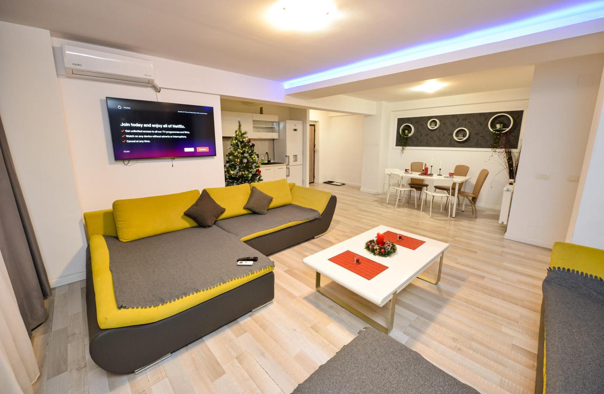 City Center Suite With Terrace 부쿠레슈티 외부 사진